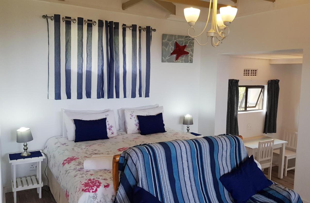 איסט לונדון Hoylake Inn מראה חיצוני תמונה